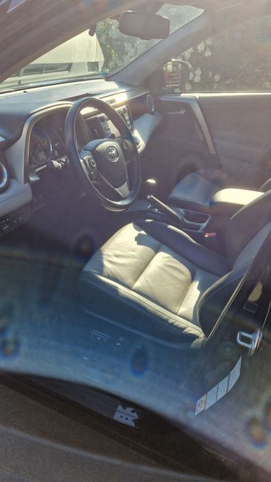 Toyota Rav4 Prestige 2.0 benzyna 4x4