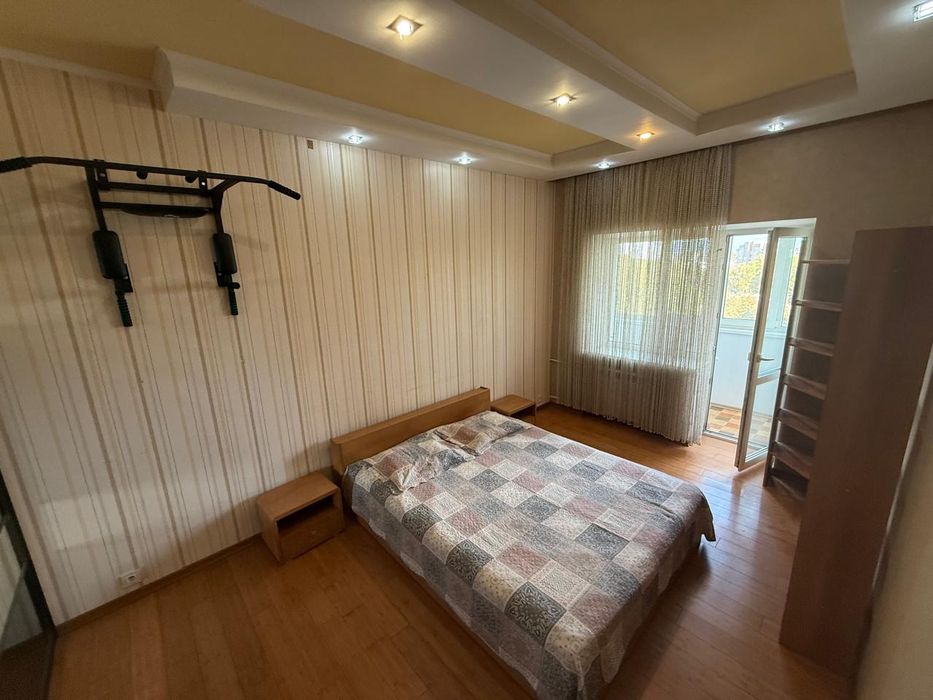 Продаю 2х комнатную квартиру в самом Центре города.