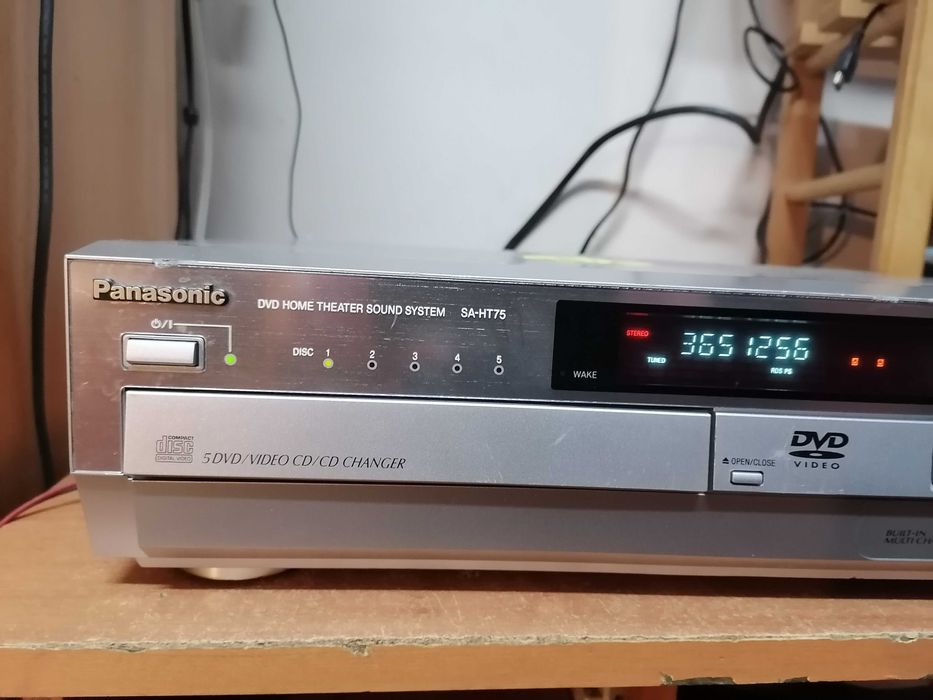 Amplituner Panasonic SA-HT75
