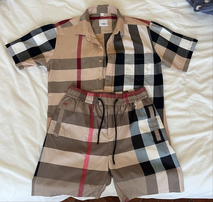 Conjunto burberry