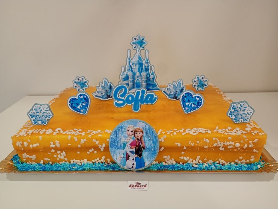 Toppers/ decoração bolos de aniversário