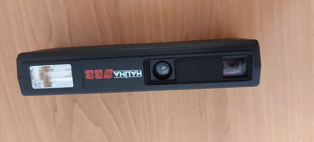 Halina Camera Pocket SBB 110
