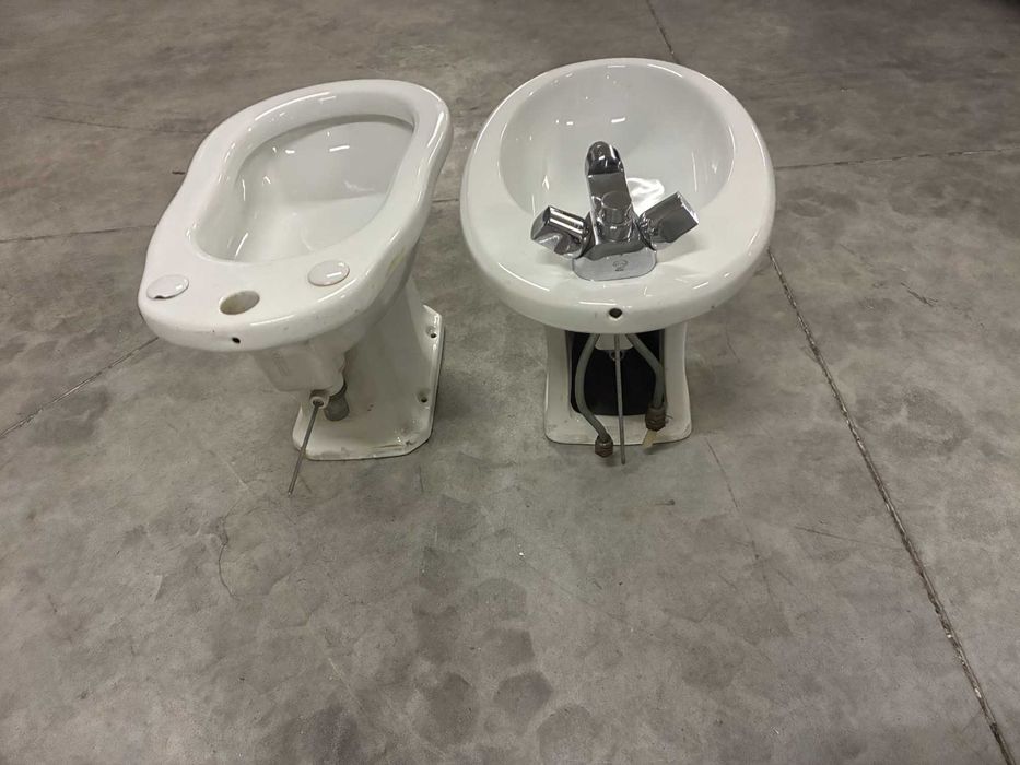 Bidé Valadares com Torneira em Inox - Qtd. 1 Und.