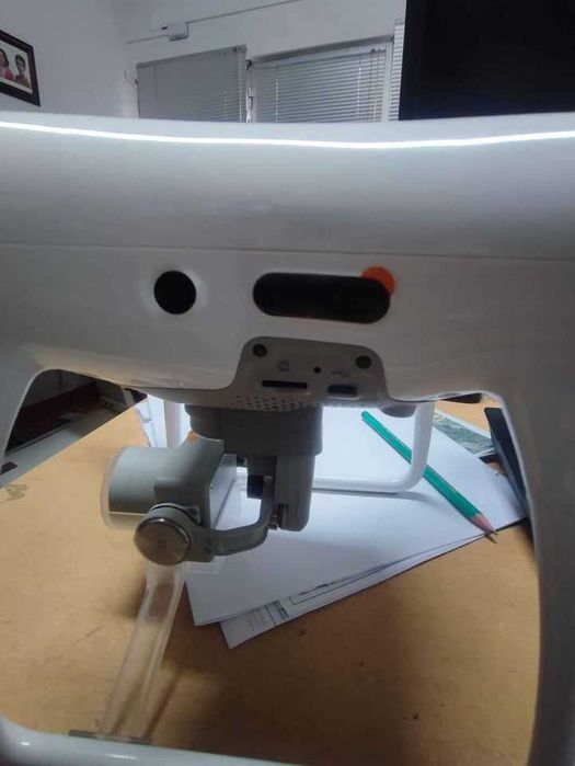 Vendo Drone Phanton 4 Pro V1 - como novo