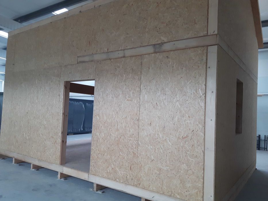 domek caloroczny na zgłoszenie Nowoczesna stodola 60m2 panele  sip-pol
