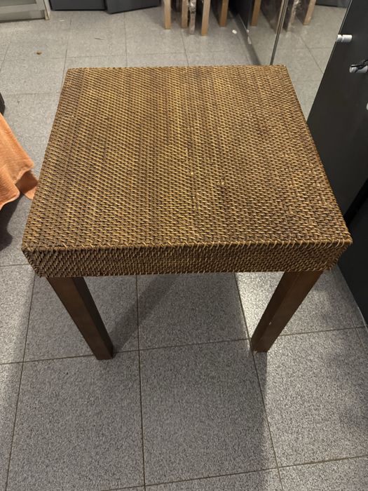Mesa madeira bom estado