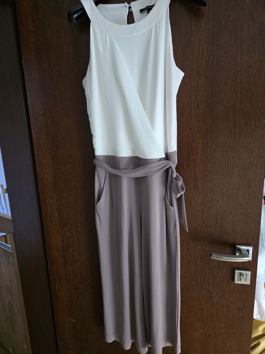 Elegancki kombinezon letni Comma 36