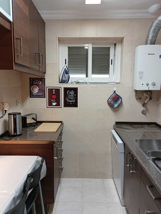 Quarto, Caxias, linha Oeiras-Cascais