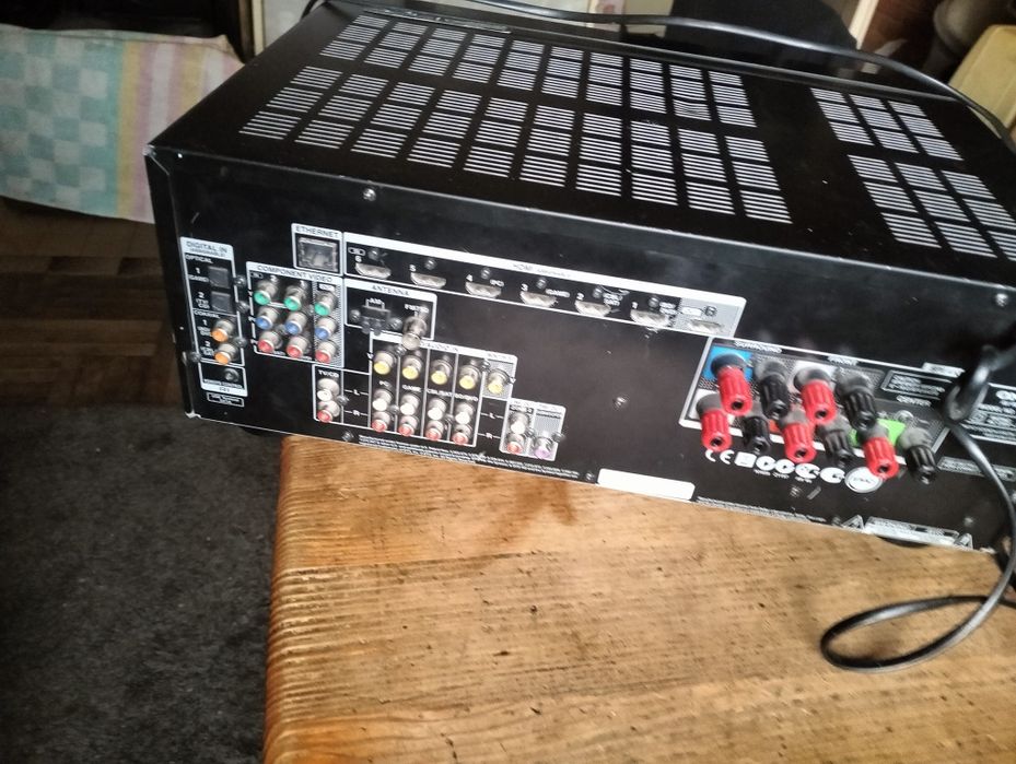 Sprzedam.  Amplituner. Onkyo