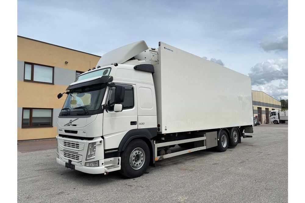 Volvo FM500 6x2*4 + RETARDER + CARRIER SUPRA 1250 + DOUBLE STOCK  Volvo Fm500 6x2 4 Retarder Carrier Supra 1250 Double Stock