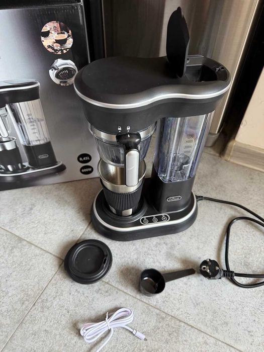 Кофеварка капельная hâws Bornholm с кофемолкой, 600 Вт, термокружка