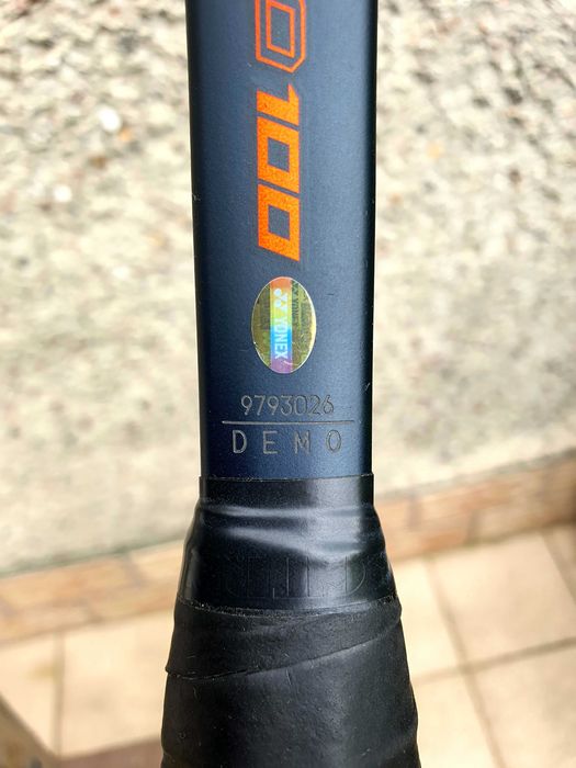 Yonex VCore Pro 100