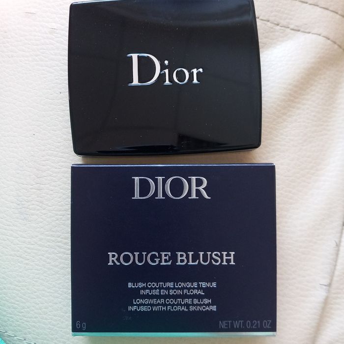 Nowy róż do policzków Dior rouge blush 100 nude look-matte 6 g