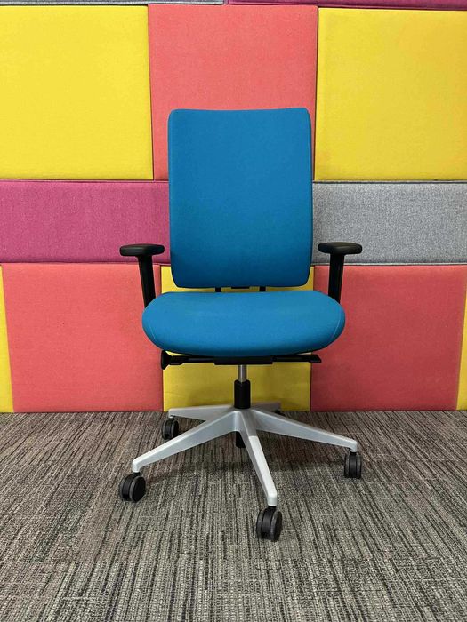 Fotel biurowy obrotowy ergonomiczny Profim Veris 101SFL okazja!