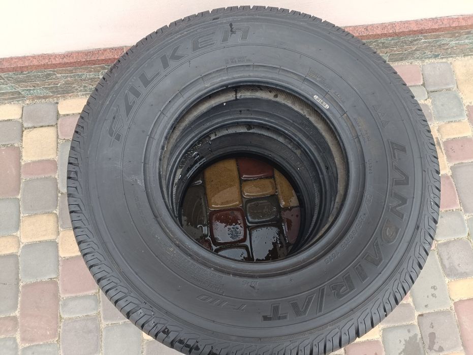 Falken 215/80 R15/AT M+S