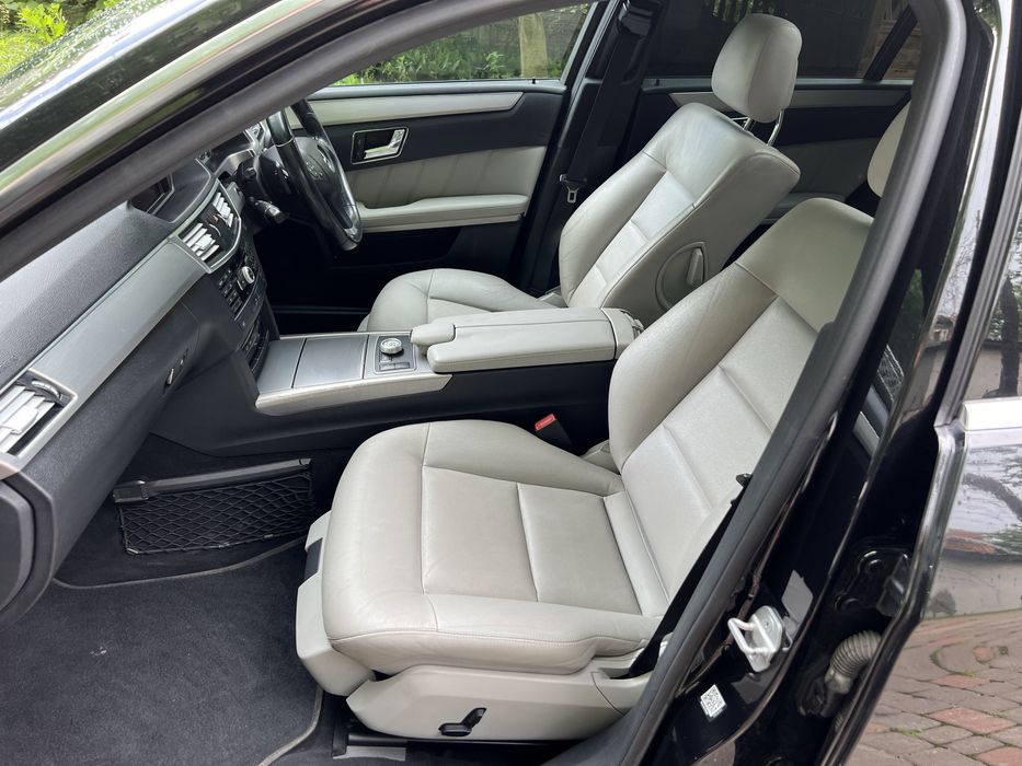 Продам Mercedes Benz E212 AMG праве кермо.