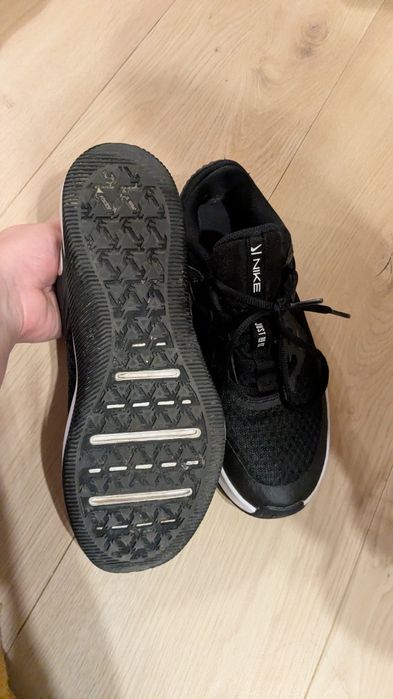 Buty adidasy Nike czarne rozmiar 40 stan bardzo dobry