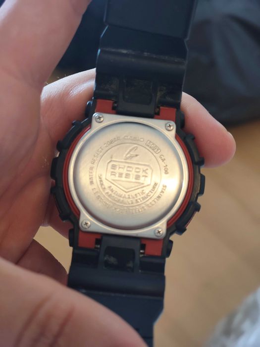 Relógio G-shock preto e vermelho!