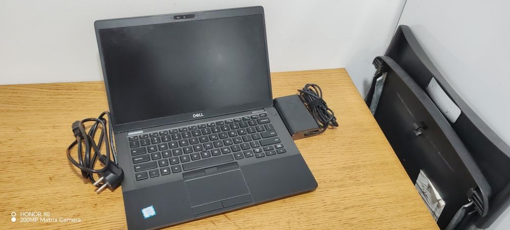 Portátil Dell Profissional - Rápido (SSD) - Ideal para Trabalho/Estudos - Como Novo