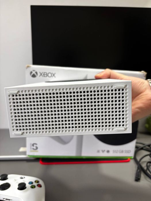 Xbox Series S 512 gb, з коробкою та геймпадом