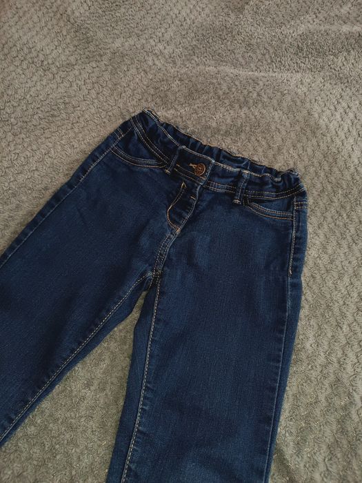 jeansy chłopięce rozmiar 122