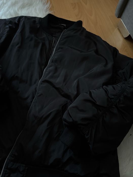 Бомбер H/M чорний