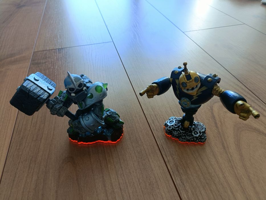 Pack: 2 Skylanders Giants64730074809091120