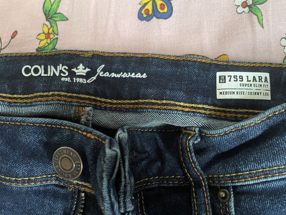 Джинси Colin’s