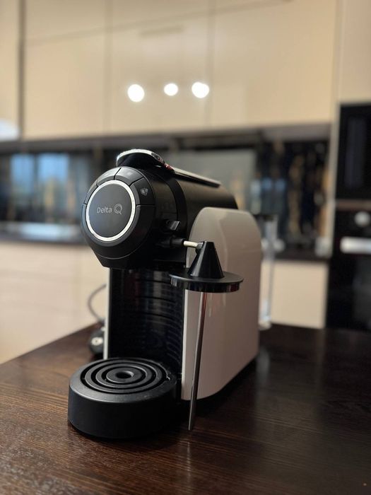 Продам каво  машину Delta