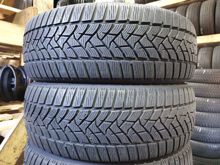 Зимові шини DUNLOP 205/60 R16 резина Р16