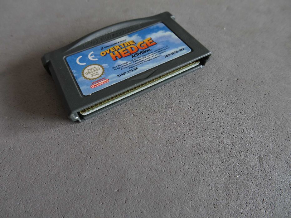 Jogo Game Boy Advance - Over the Edge