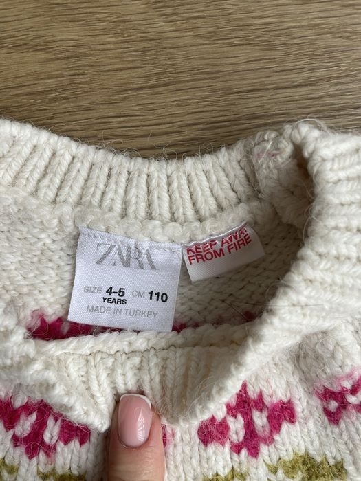 Кофта Zara светр