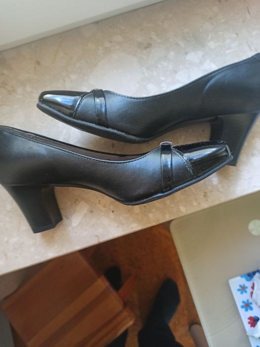 Czółenka PESCO. Buty