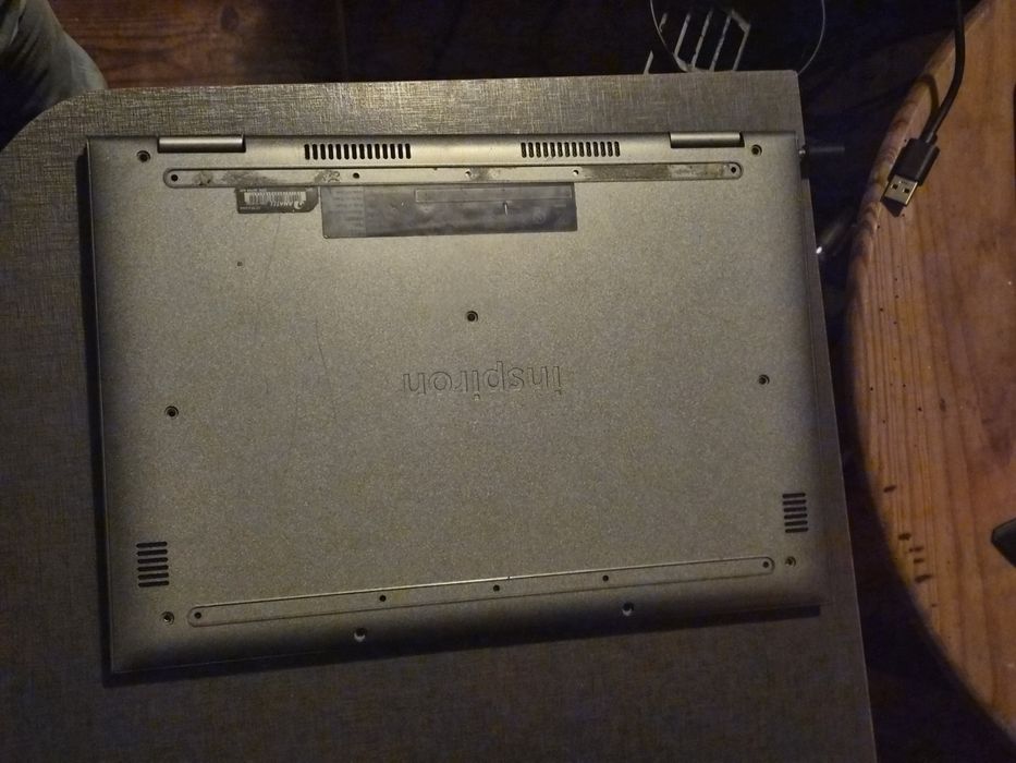 Portátil Dell 24 RAM Touch