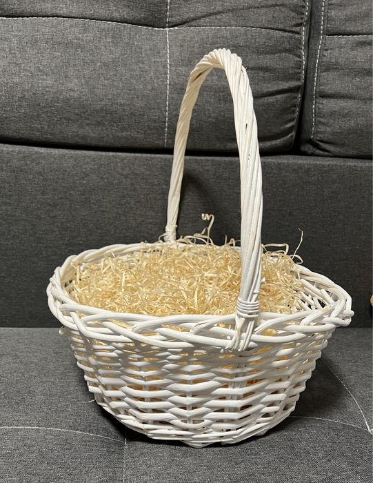 Корзина плетеная для подарков