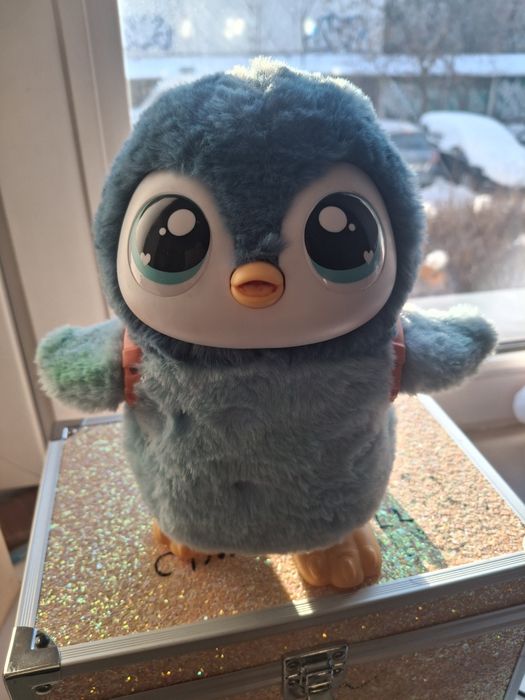 Interaktywny pingwin Little live pets