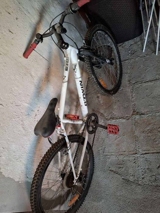 Bicicleta Rockrider BTT Branca e Preta
