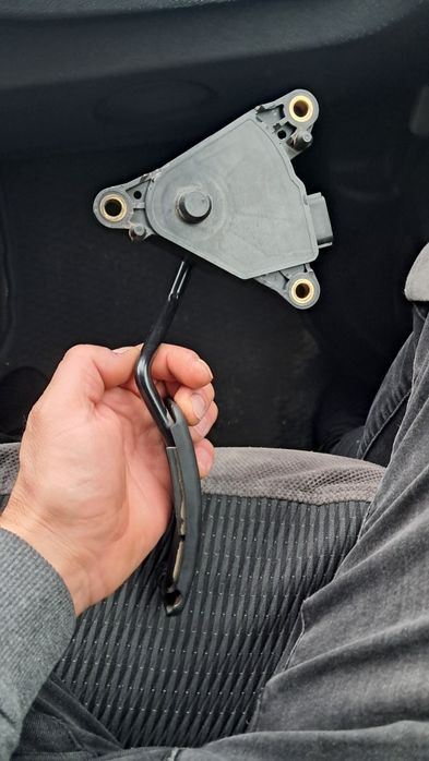 Педаль газа рено кенго 3