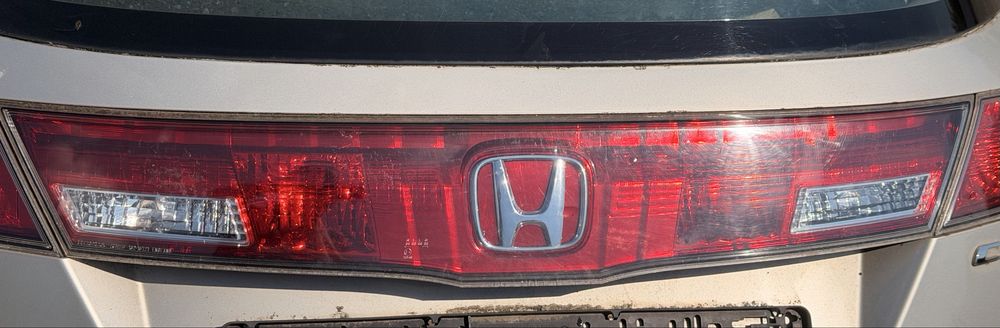 Кришка багажника в зборі Honda Civic 8