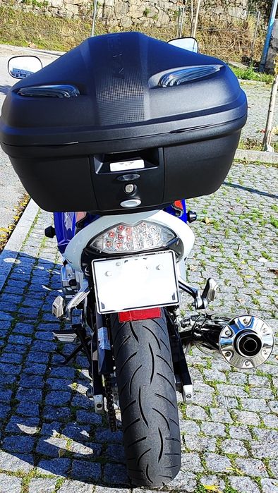 Suzuki GSX-F 650 cm3