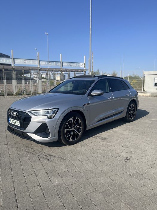 Audi e-tron 2022 VIN WAUZZZGE4NB024376 фото оголошення 8 з 11