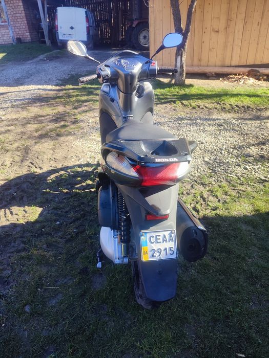 Продам Хонда SH 300і