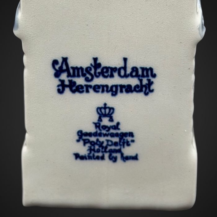 Kolekcjonerski ceramiczny domek karafka Amsterdam Herengracht Royal Goedewaagen B61/071924