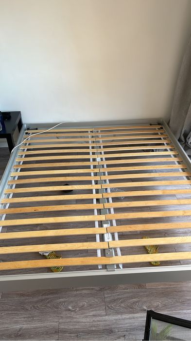 Cama colchao e estrado