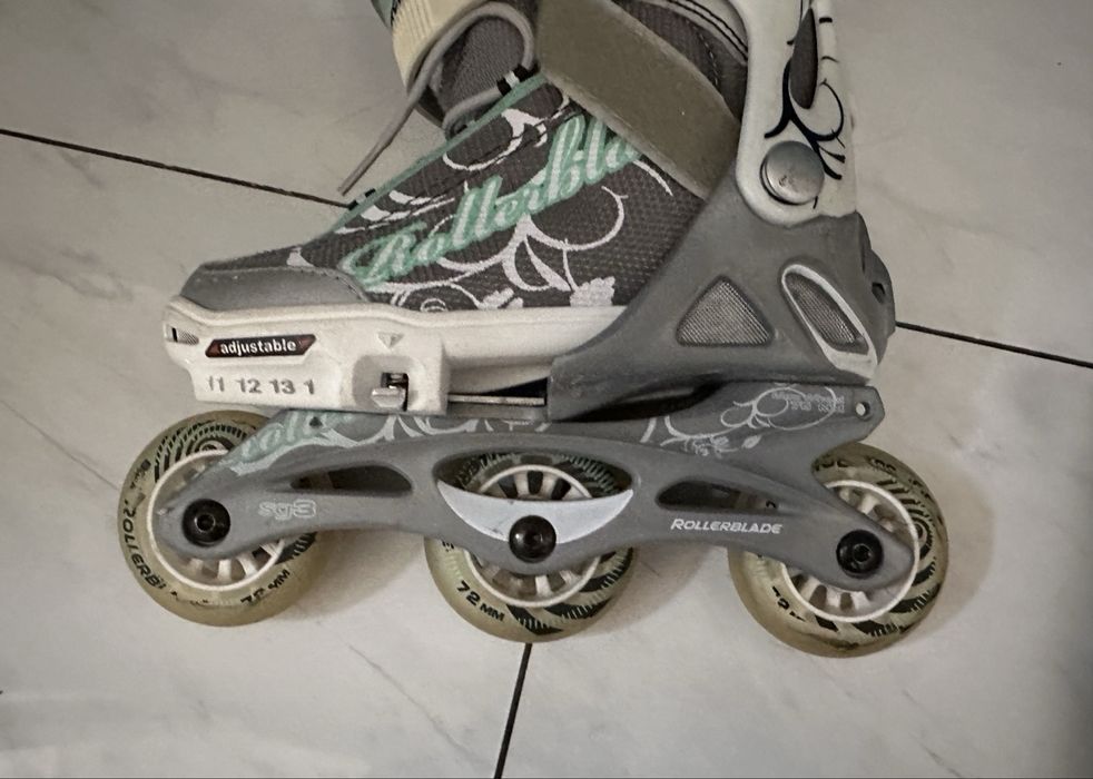 дитячі роліки rollerblade, регулються з 17,5 см до 20,5 см