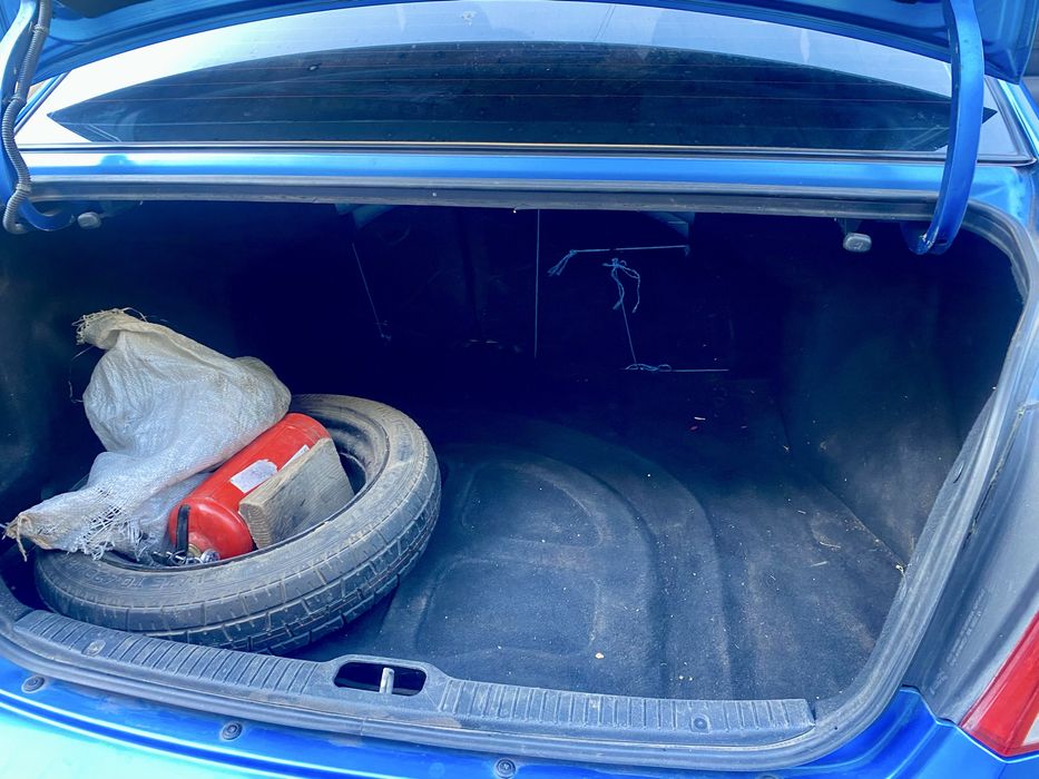 Продам Kia Cerato 2008, 1,6 газ-бензин