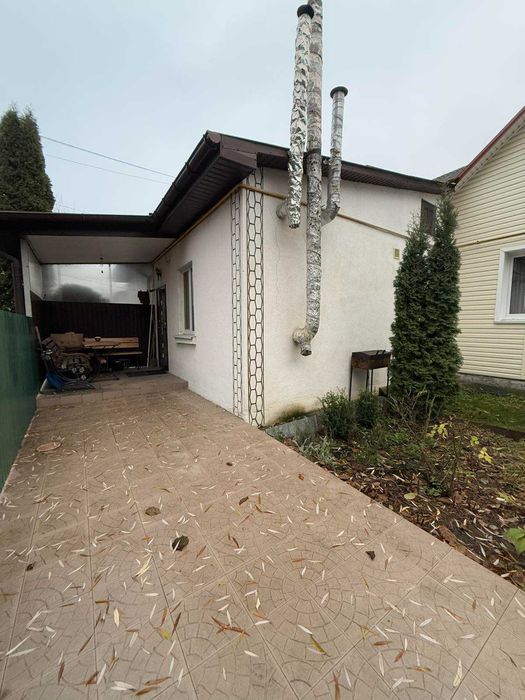 2к, Виставка ТЕМП, будинок на 6 квартир ,своя територія