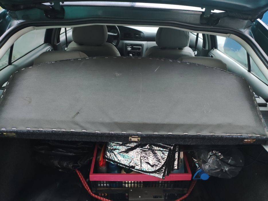 Полка акустическая с динамиками. Skoda Octavia tour