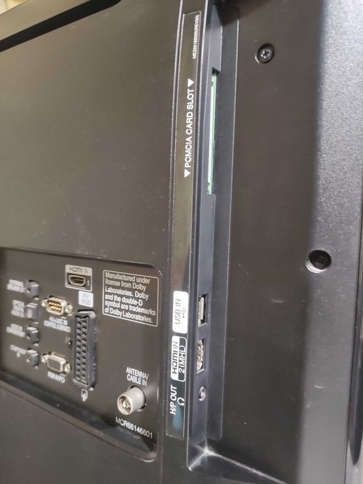 Продам полностью рабочий    LG 32LX320C