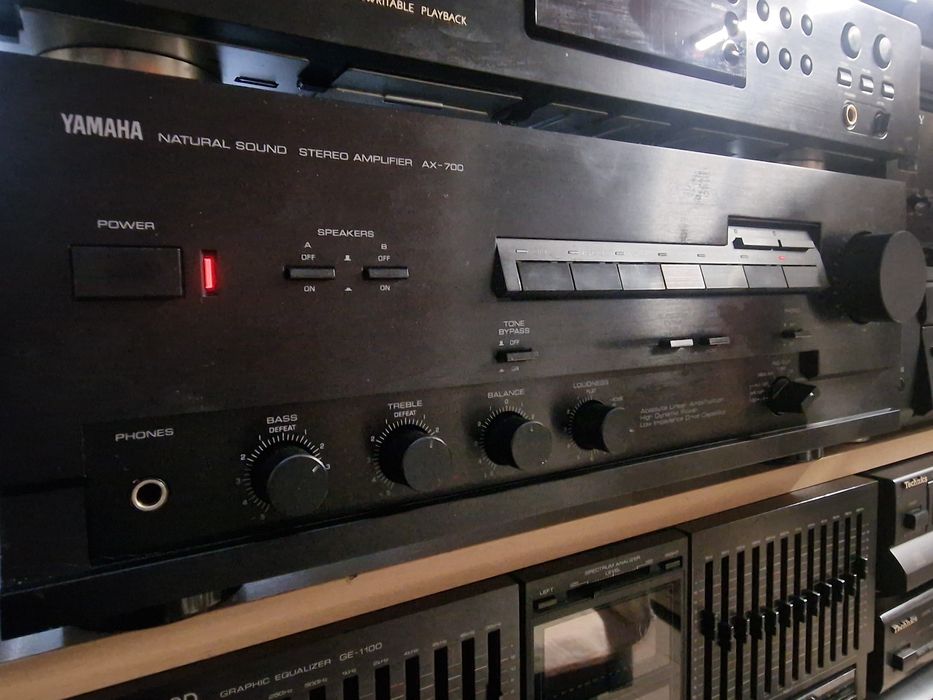Wzmacniacz stereo Yamaha AX 700